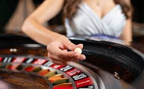 Tampilan menu bantuan dan FAQ dalam platform hiburan sports dan casino digital
